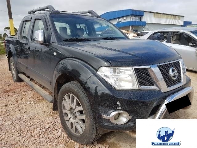 NISSAN FRONTIER CD SL AT 2.5 TUR 2013