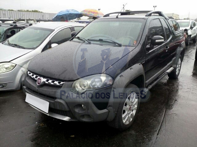 FIAT STRADA Adventure 1.8 Ano 2015/2015 Completa Sem Sinistro